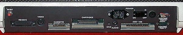 Commodore 610 od tyu